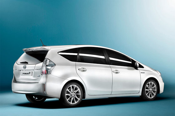 Prius для Европы расширят до 7 мест