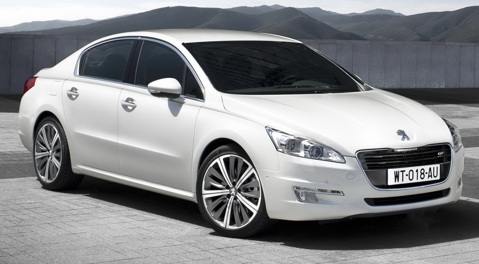 peugeot 508 
