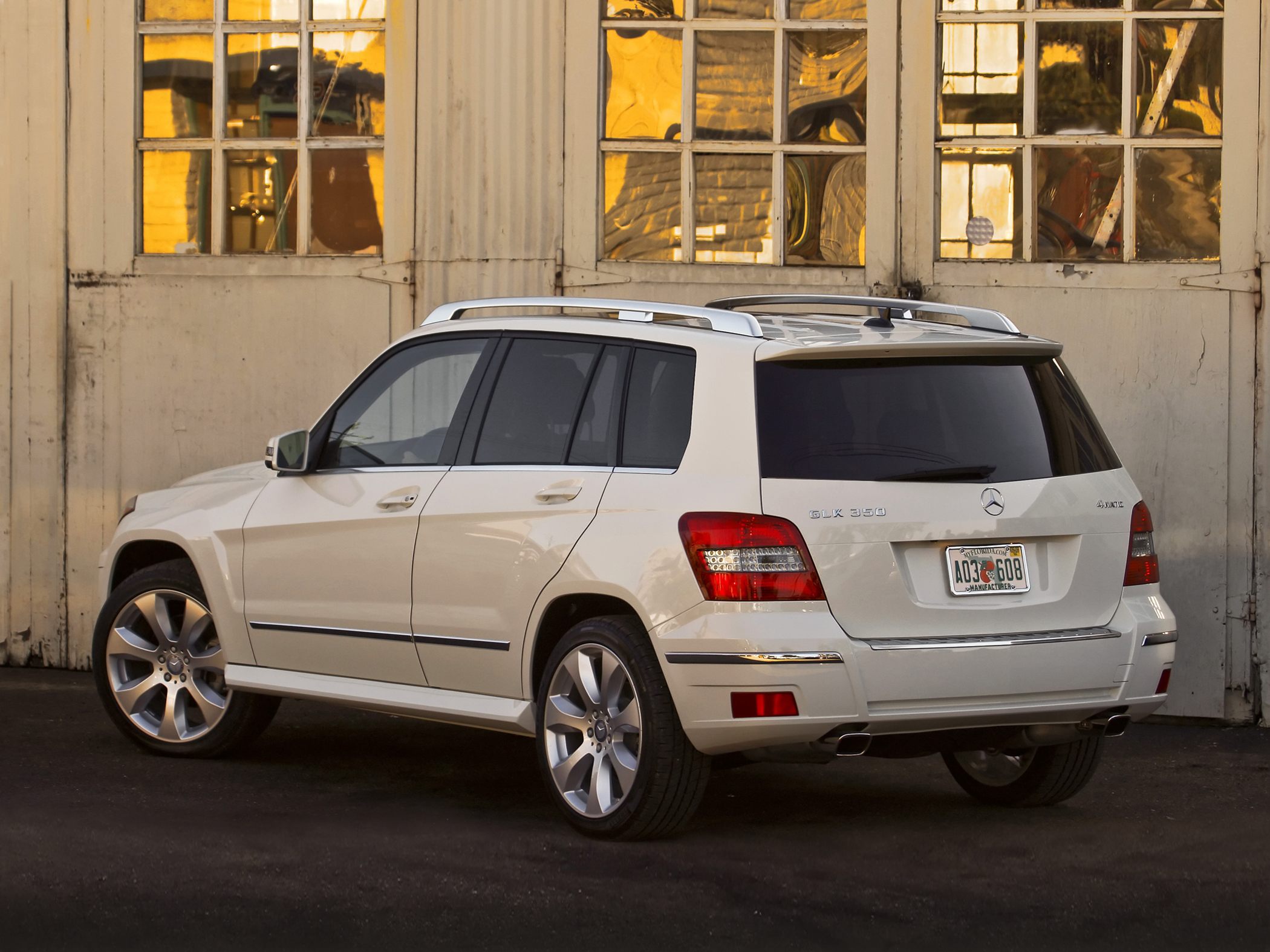 Мерседес Бенц GLK 350 2011